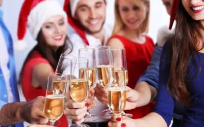 8 tipp az év végi csapatépítő túléléséhez